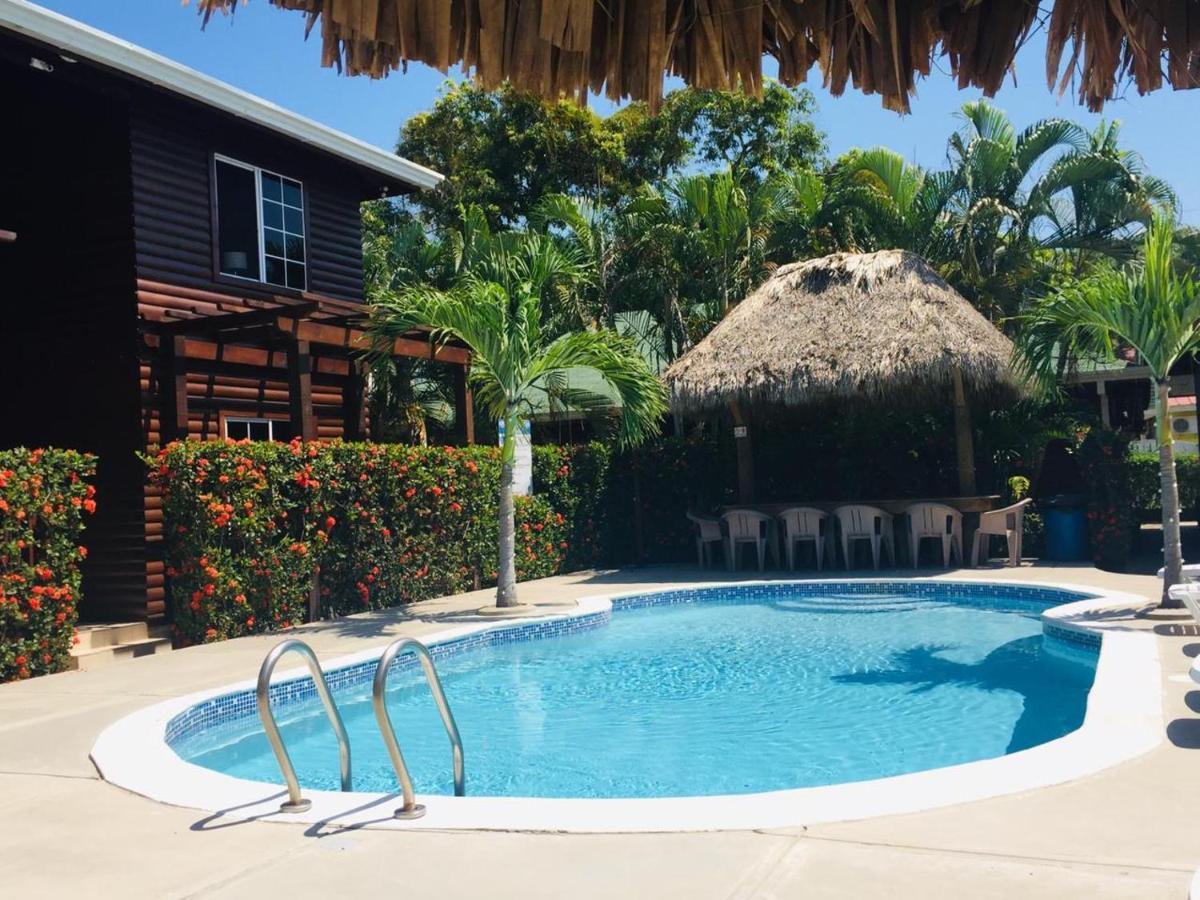 Hotel Playa Caribe Tela Exteriör bild