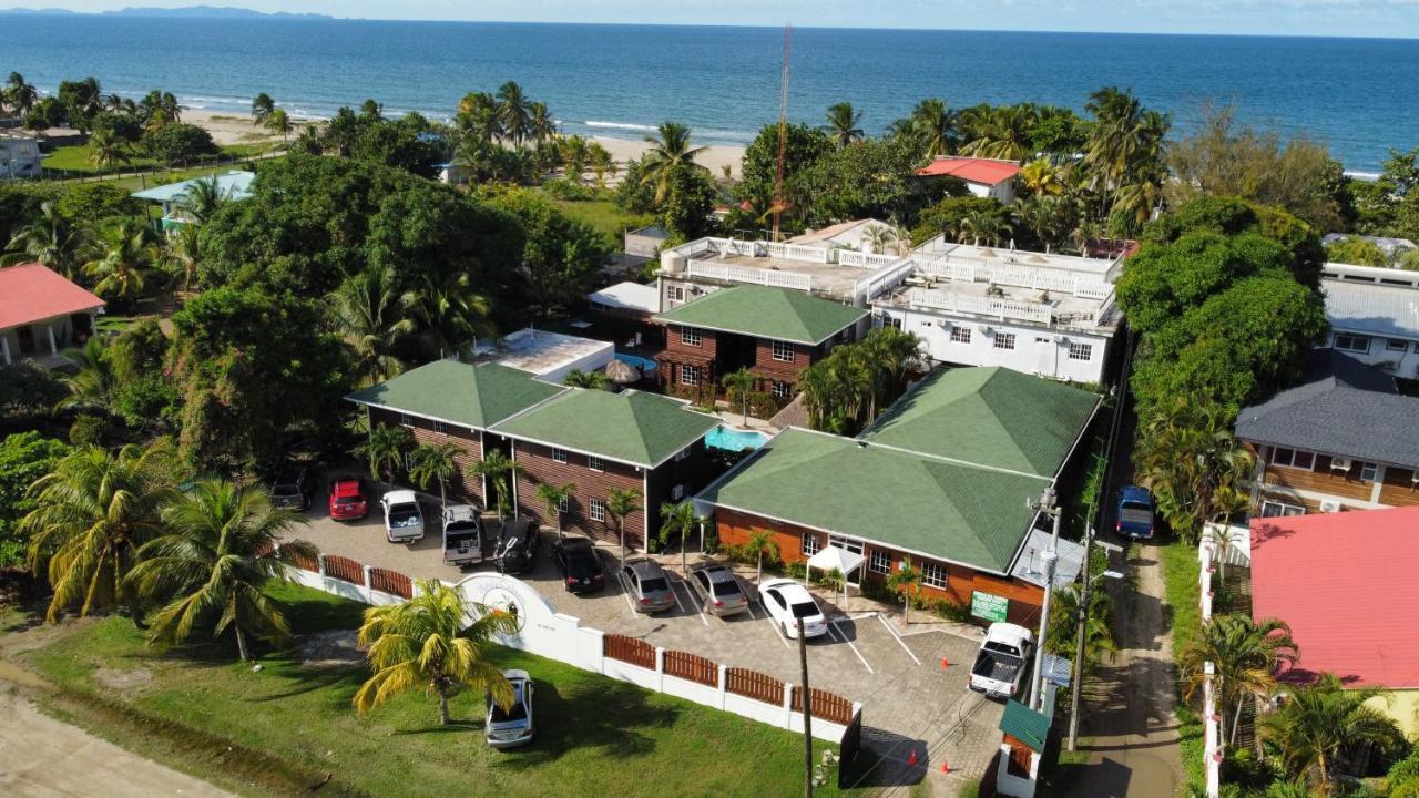 Hotel Playa Caribe Tela Exteriör bild