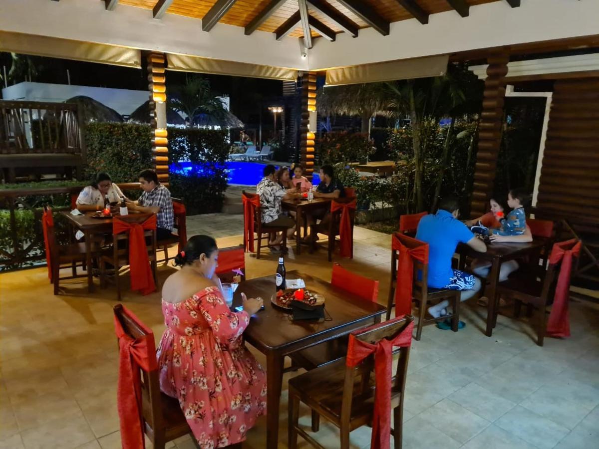 Hotel Playa Caribe Tela Exteriör bild