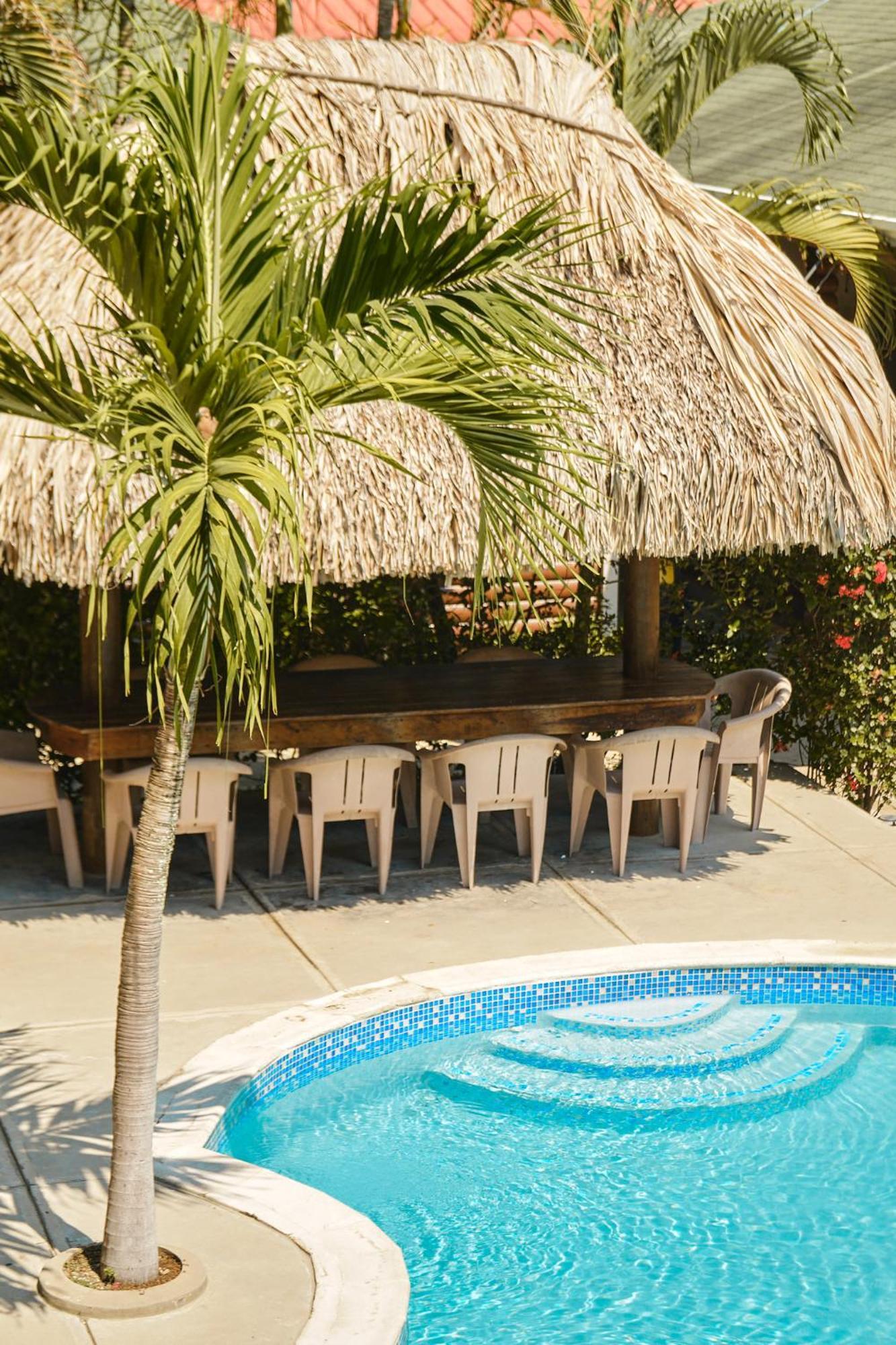 Hotel Playa Caribe Tela Exteriör bild