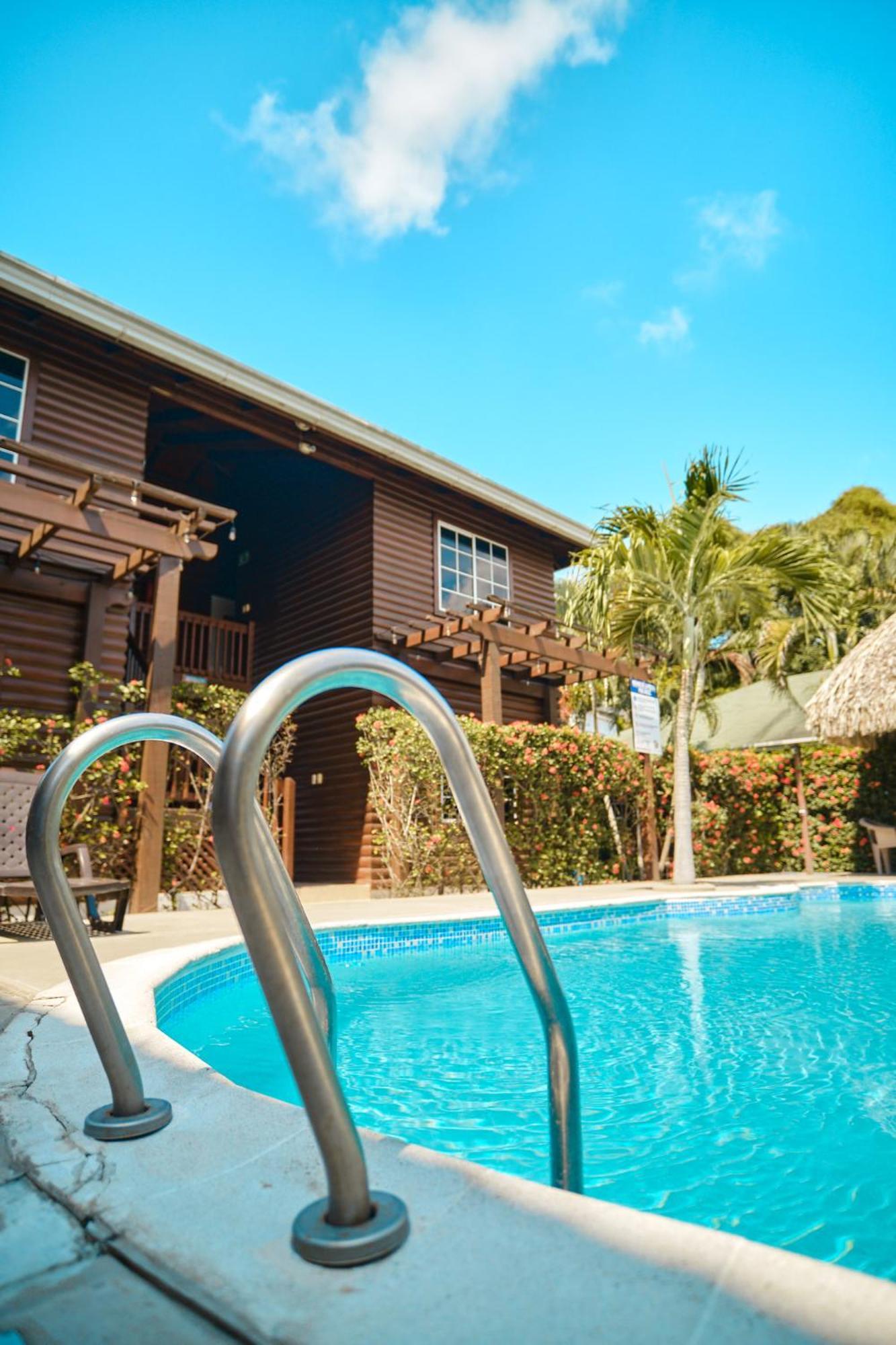 Hotel Playa Caribe Tela Exteriör bild