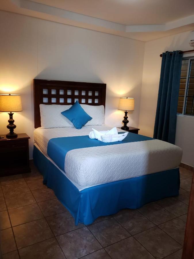 Hotel Playa Caribe Tela Exteriör bild